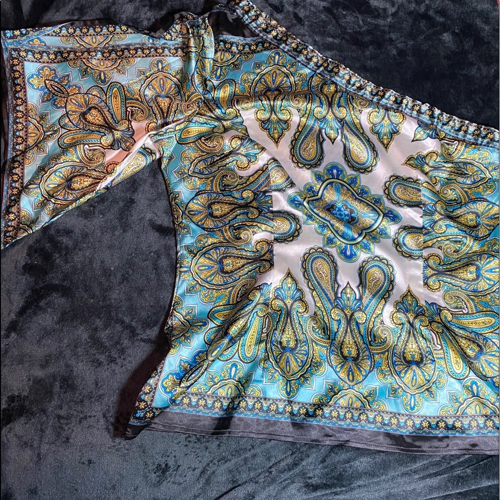 One sleeve Cache blouse
